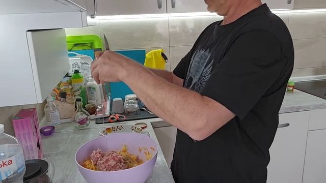 Купил Мясо На Рынке ! Приготовил Драники смотреть онлайн