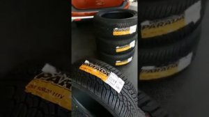 Yokohama Parada Spec-X PA02J