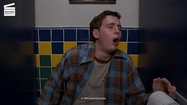 American Pie : Un Moment Gênant Aux Toilettes CLIP HD