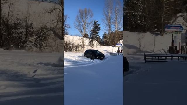 По первому снегу 2019 на Трибеке смотреть онлайн