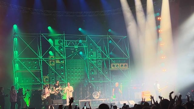 Wanda & Boris Bukowski (kokain) Live@Stadthalle Wien 2023-12-22 смотреть онлайн