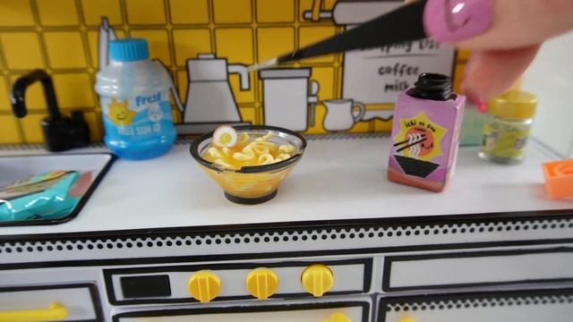 MiniVerse Make It Mini Food Diner Serie 2 DIY Resin Miniature Food Kit