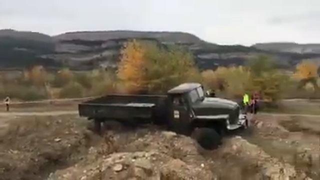 Русские вездеходы Урал, Зил, Газ-66 смотреть онлайн