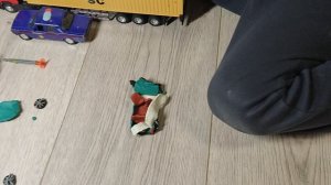 Папа ржëт. Краш тест пластилиновой машинки
