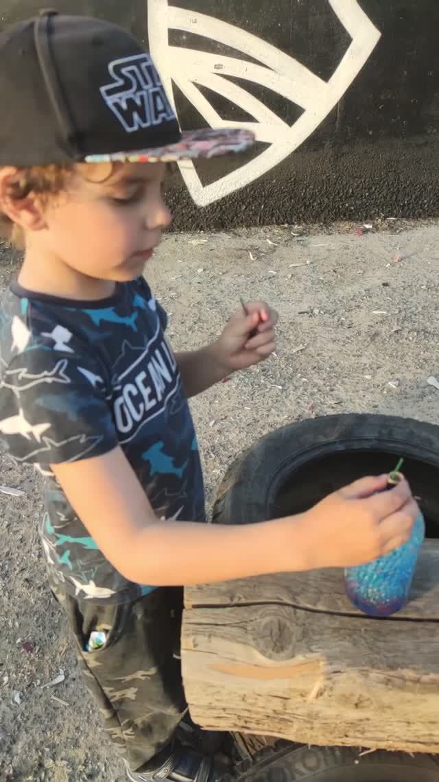 ПЕТАРДА ПРОТИВ ОРБИЗОВ смотреть онлайн