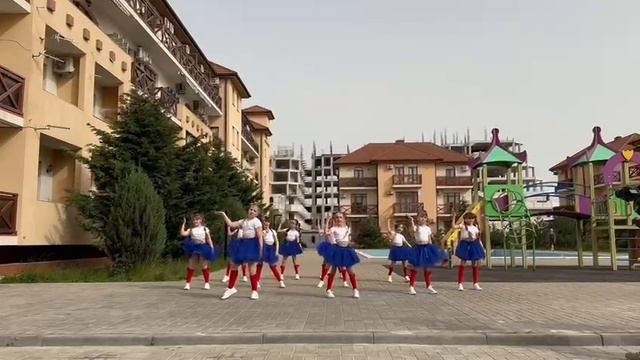 Флешмоб Импульс Итальянская деревня смотреть онлайн