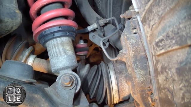 Some gotchas I ran into when replacing the front axles on my 3rdGen 4Runner. смотреть онлайн