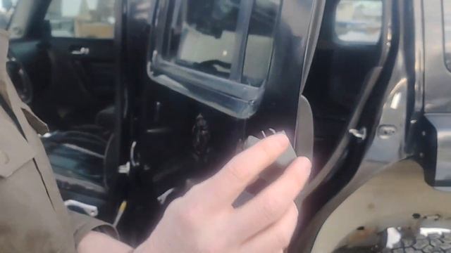 Hummer H3 how to replace/fix door handles смотреть онлайн
