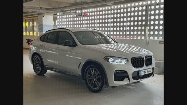 BMW X4 xDrive20i 2021 года, 183 л.с., полный привод, под клиента на заказ из Кореи! смотреть онлайн