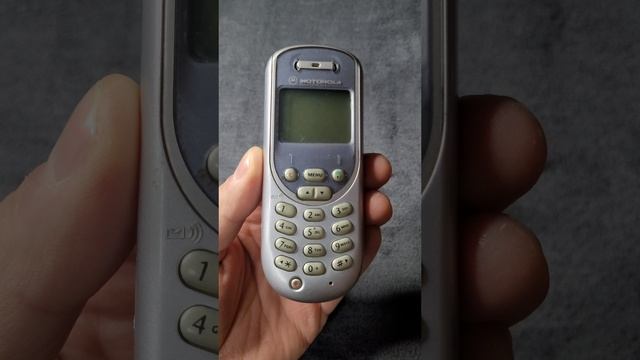 Такие разные телефоны Motorola смотреть онлайн