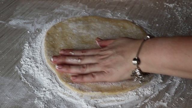 OKLAVA YOK ❌ TEK TEK AÇMAK YOK YAPIMI ÇOK KOLAY MİDYE BAKLAVA TARİFİ смотреть онлайн
