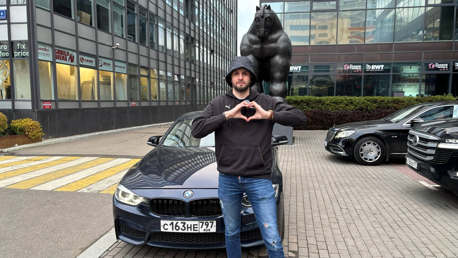Обзор на BMW F30/Что стало с машиной спустя 10 лет/Бензин или дизель смотреть онлайн