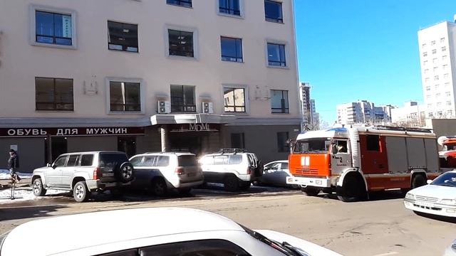 Центр Хабаровска переполошил вой пожарных расчётов смотреть онлайн