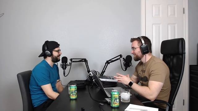 Ep. 15: Hiring a Designer. Apple's Batteries. Logan Paul. Chrome is the New IE? смотреть онлайн