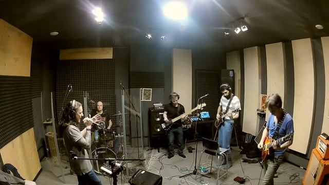 Flyin Up — Fire (practice session, 2018) смотреть онлайн