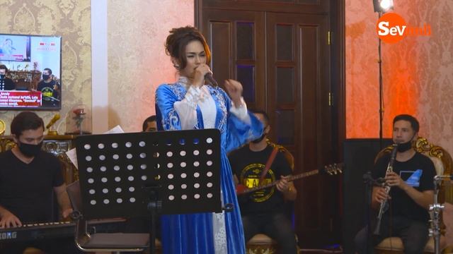 Lola Ahmedova | Лола Аҳмедова - Mard yigit #music #uzbekistan #live #youtube смотреть онлайн