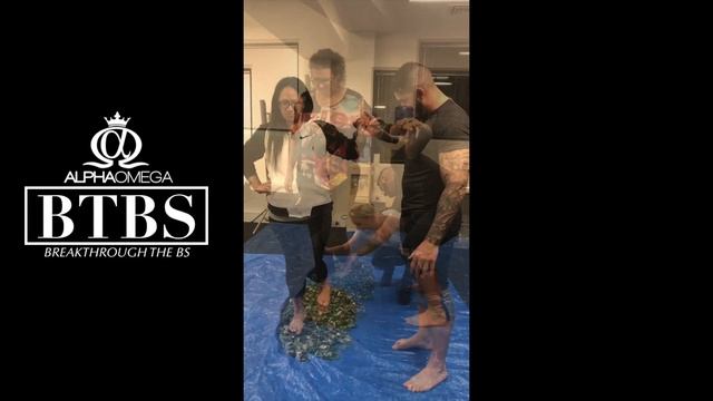 Todd Pierce | NLP Coaching | Broken Glass Walk Challenge смотреть онлайн