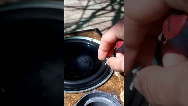 Sony водный тест! Проверка на воду.s super bass. смотреть онлайн
