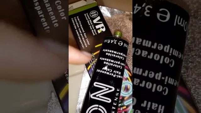 Cocohoney VR Neon Color Electric & Intense Semi Permanant Hair Color Review, Slightly Less Deposit