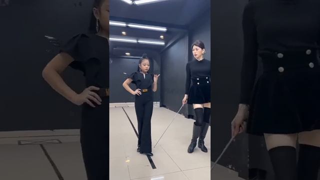 Настя во Вьетнаме . Детский моделинг Вьетнама . смотреть онлайн