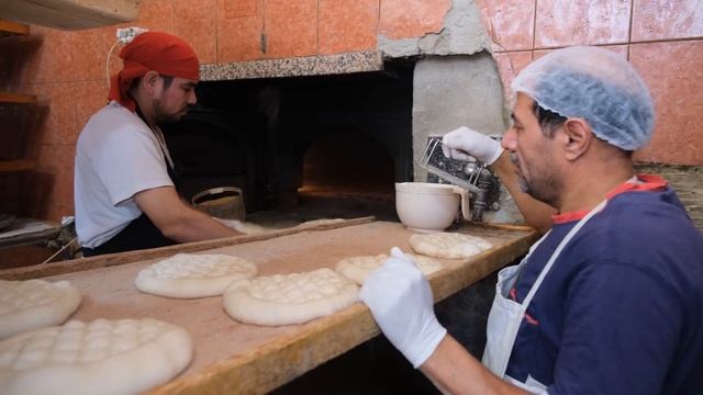 Extraordinary Sourdough Village Breads! Soft dough, legendary Turkish bakery смотреть онлайн
