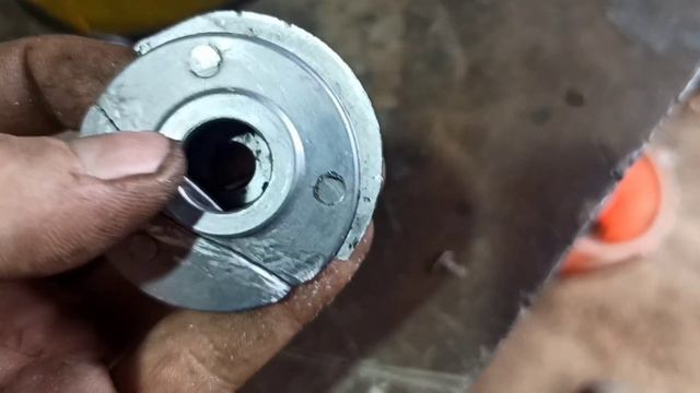 АРГОН. 1-ДЕТАЛЬ ОТ КЕРХЕРА.2- ПОДДОН