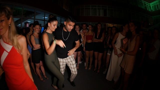 Marco Espejo & Desislava Chavdarova - Bachata Social Dance [SSF 2019] смотреть онлайн