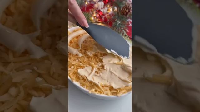 САМЫЙ НЕЖНЫЙ САЛАТ К ПРАЗДНИЧНОМУ СТОЛУ смотреть онлайн