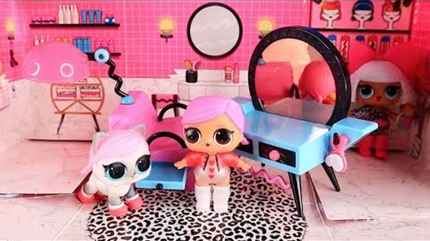 Куклы Лол Сюрприз Мультик.. Lol Surprise ЧЕМОДАН СЮРПРИЗОВ И ПОДАРКОВ смотреть онлайн