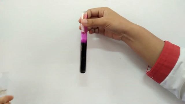 การเกิดปฏิกิริยาของ KMnO4 + HCl