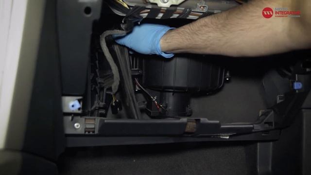Vervangen van het cabineluchtfilter in de Opel Astra H 1.4 смотреть онлайн