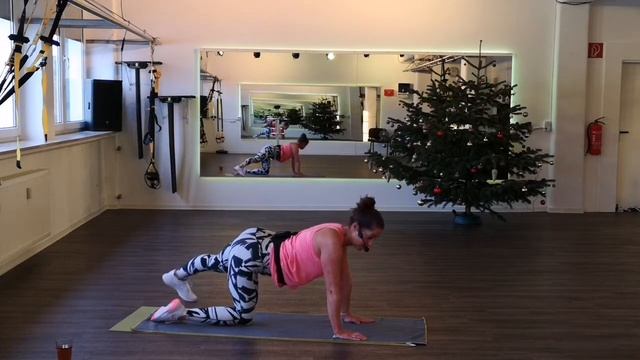 Bauch Beine Po ohne Equipment 28.12.2020 смотреть онлайн