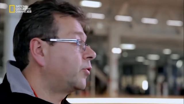 DOCUMENTAL TESLA MODELO S, MEGAFABRICAS NAT GEO смотреть онлайн