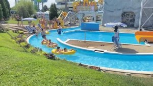 В Крым из Омска на машине. Заехали в аквапарк Золотая бухта в Геленджике Самый большой на юге России