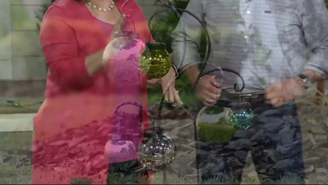 Plow & Hearth Solar Hanging Mercury Glass Lanterns on QVC смотреть онлайн