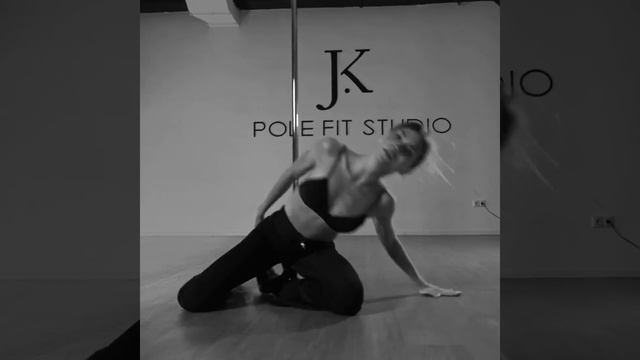 DIANA GILMANOVA CHOREO FRAME UP STRIP (STROMAE L’ENFER) смотреть онлайн
