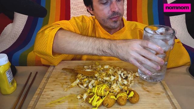 ASMR Eating Chili CHEESE NOODLES + Mini Corndogs ! * mukbang no talking mouth sounds * nomnom смотреть онлайн