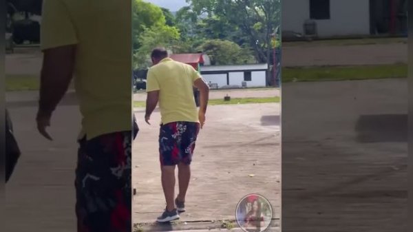 La bicicleta sorpresa 🚴♀️nivel parque parte 11 (broma) #viral #bromas