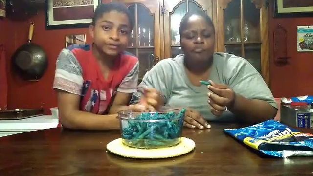 Trying the NEW Takis "BLUE HEAT"| Go Get Some!! смотреть онлайн