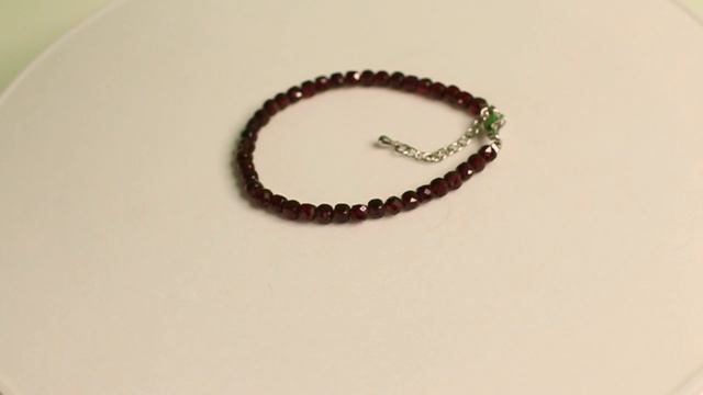 рубиновый браслет