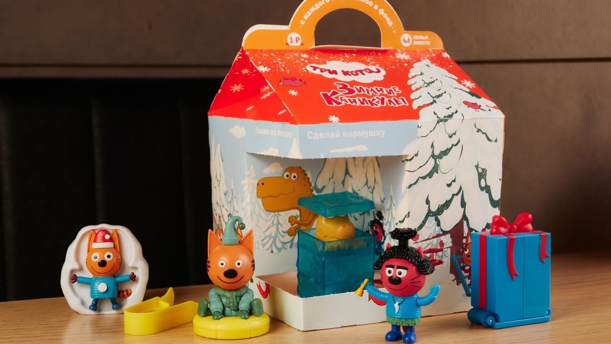 Обзор на Кидз комбо серия «три кота» от Вкусно и точка смотреть онлайн