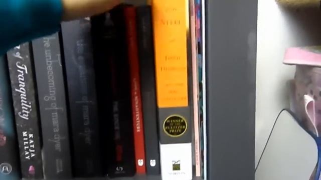 Bookshelf Tour 2015 смотреть онлайн