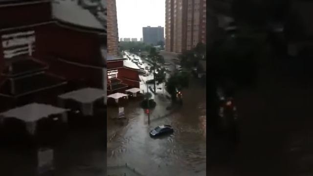 Вчерашняя гроза у нас смотреть онлайн