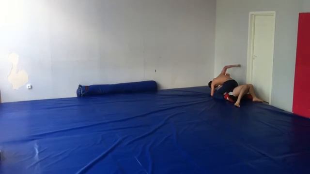 Хабиб vs Андрей. 60 кг против 78кг смотреть онлайн