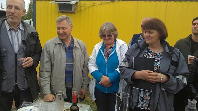 воспоминания, как это было...поздравления на работе... смотреть онлайн