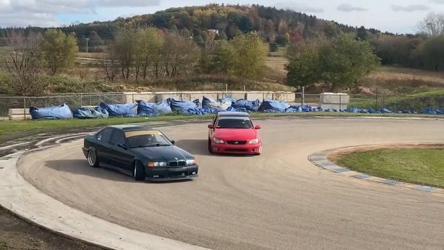 E36 & IS300 Tandem Drift смотреть онлайн