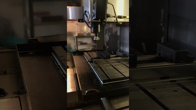 Mikron VCE 750 (Haas Vf-0e) смотреть онлайн