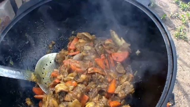 Рисовая каша из курицы в казане | Chicken Rice Porridge In A Cauldron