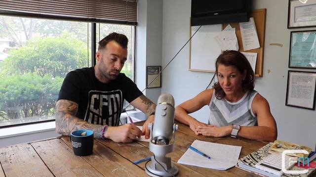 At the Table with Amy Pt.2 смотреть онлайн