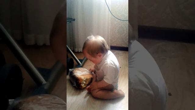 Спёрла хлеб смотреть онлайн